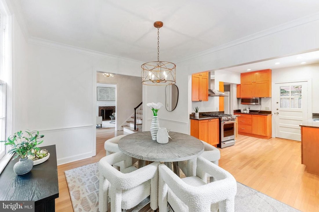 House in Chevy Chase, Maryland, United States 2 - 18603864