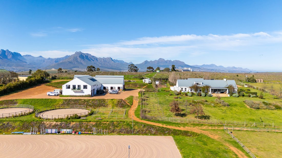 Farm Ranch in Arbeidslus, Western Cape, South Africa 1 - 18598872