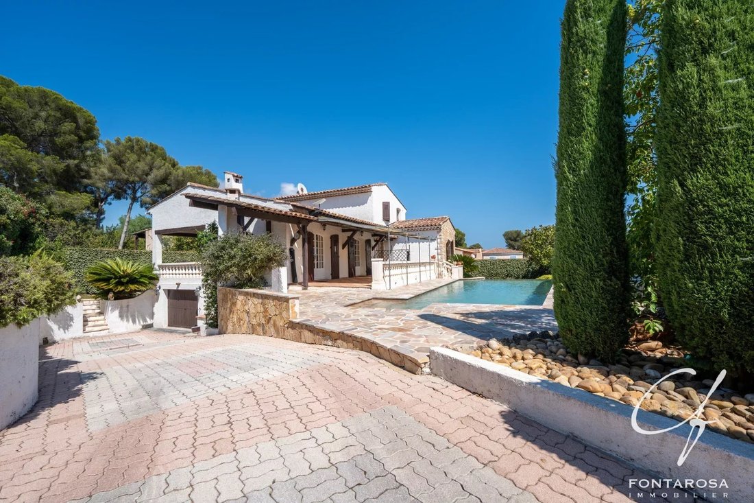 Villa in Les Plaines-Les Tasses, Saint-Raphaël, France 3 - 18566068