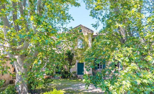 House in Nevons-route d'Apt, L'Isle-sur-la-Sorgue, France 1