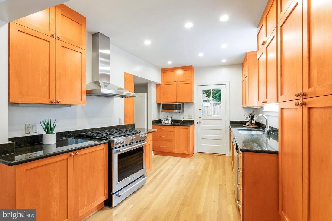 House in Chevy Chase, Maryland, United States 3 - 18603864