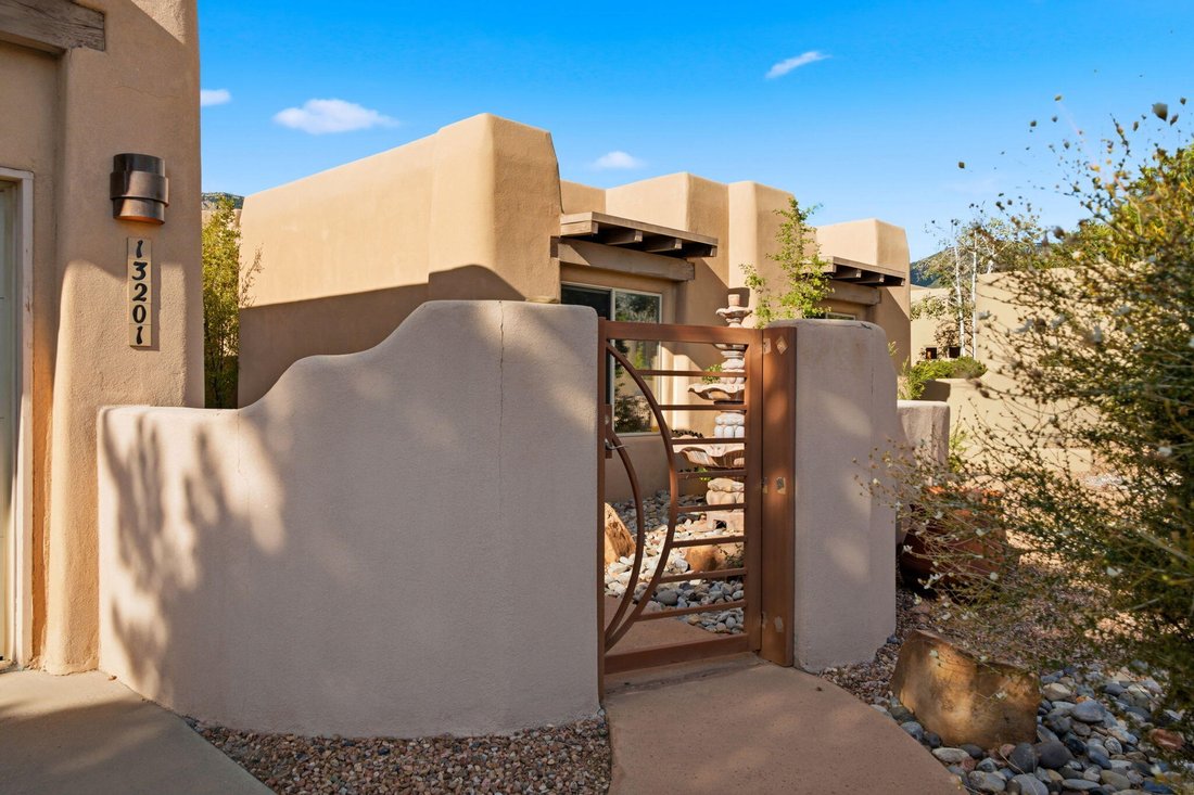 House in Albuquerque, New Mexico, United States 4 - 18600807