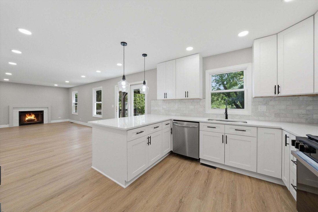House in Bolingbrook, Illinois, United States 5 - 18601389