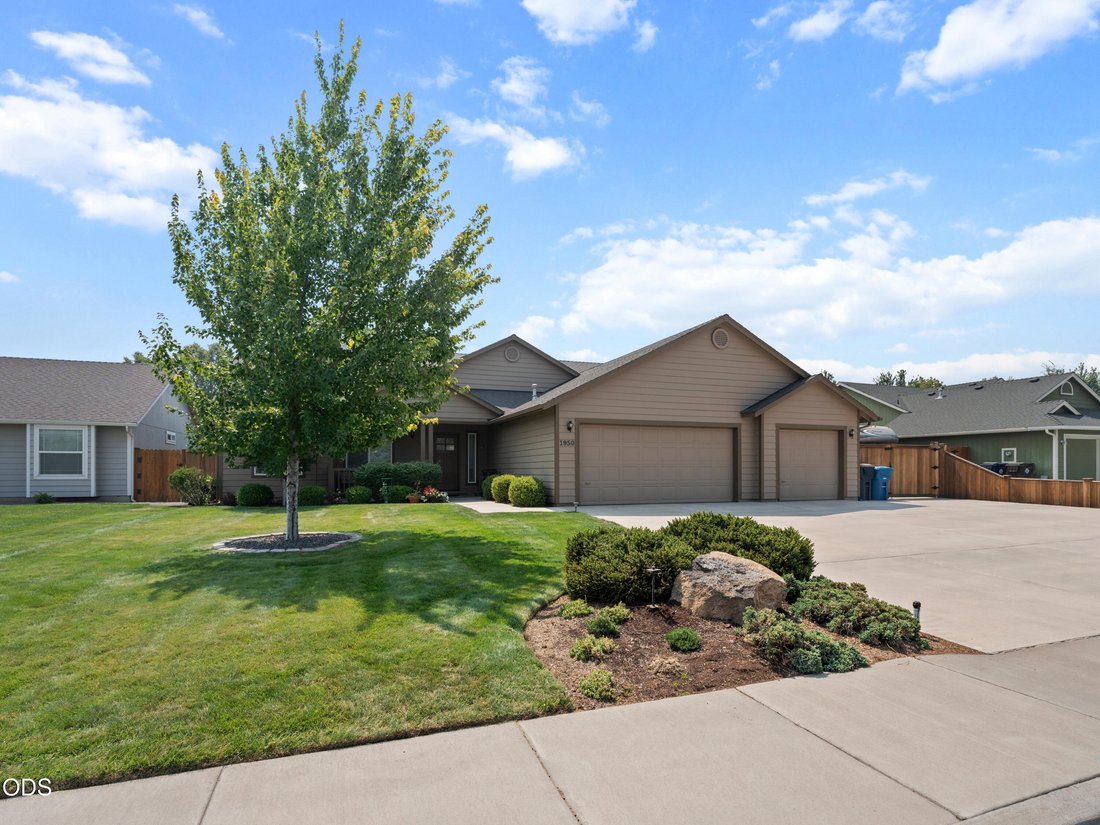 House in Redmond, Oregon, United States 2 - 18586418