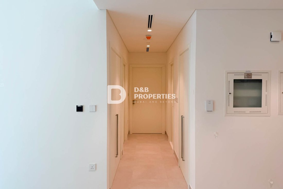 Apartment in Sharjah, Sharjah Emirate, United Arab Emirates 5 - 18088610