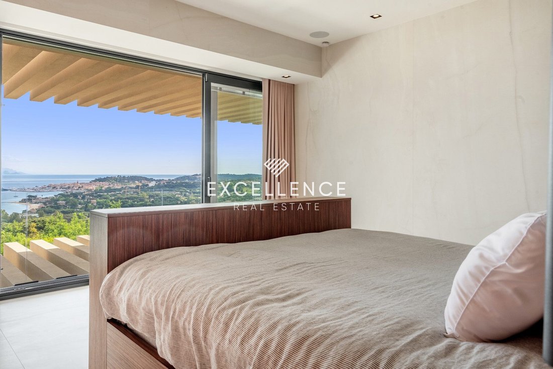 Villa in Gassin, Provence-Alpes-Côte d'Azur, France 5 - 18603937