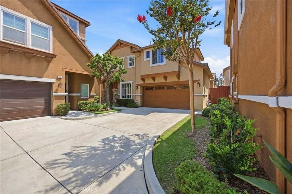 House in Inglewood, California, United States 2 - 18602003