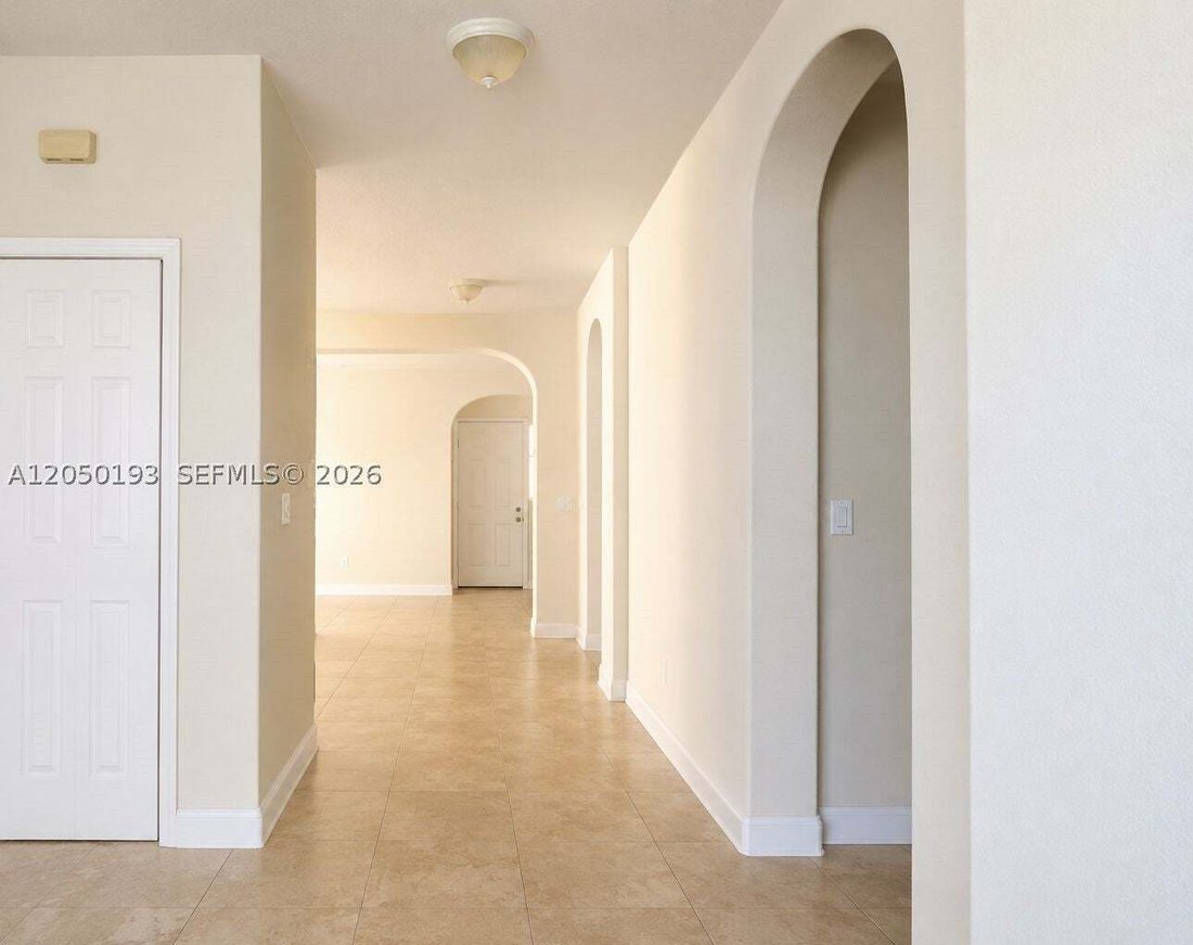 House in Miami, Florida, United States 2 - 18601030