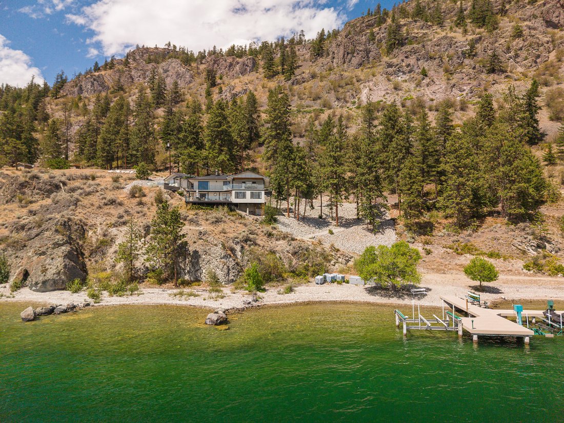Maison à West Kelowna, Colombie-Britannique, Canada 1 - 18603566