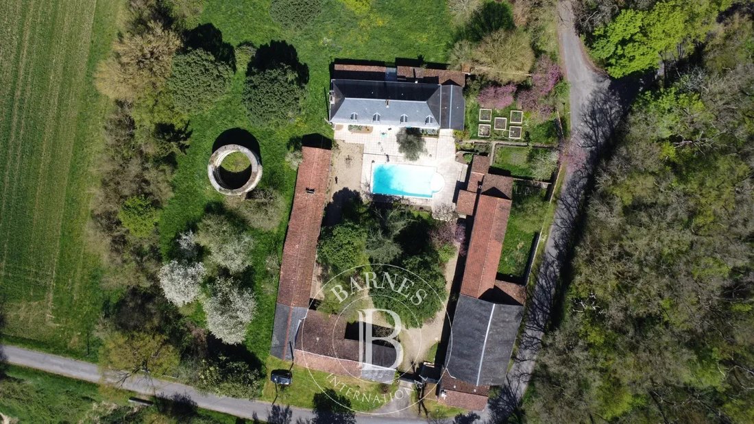 Finca en Poitiers, Nueva Aquitania, Francia 4 - 15065304