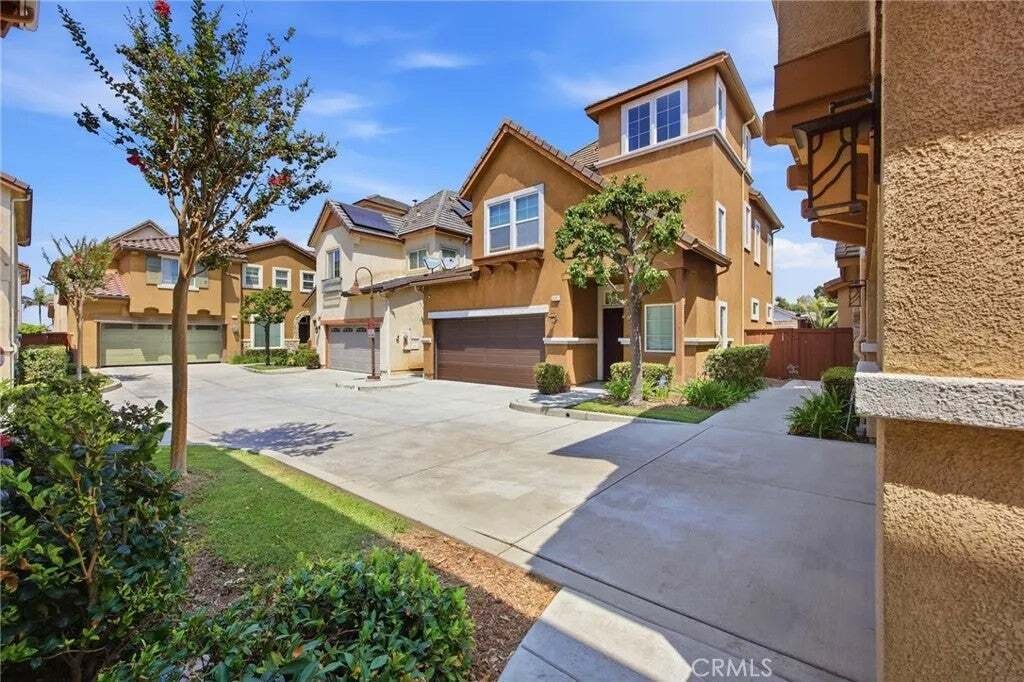 House in Inglewood, California, United States 5 - 18602003