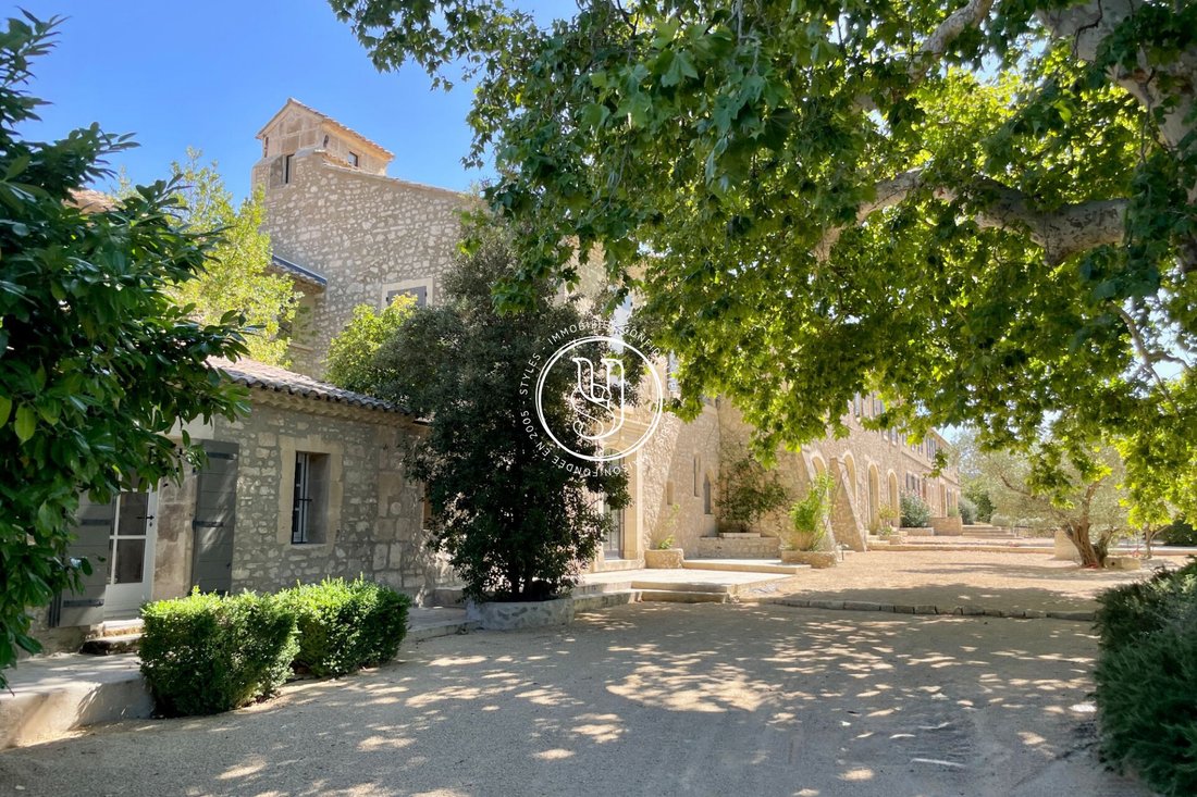 Villa in Saint-Rémy-de-Provence, Provence-Alpes-Côte d'Azur, France 5 - 18598151