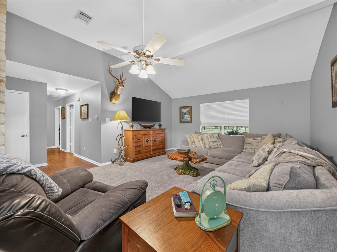 House in Thorndale, Texas, United States 4 - 16589622