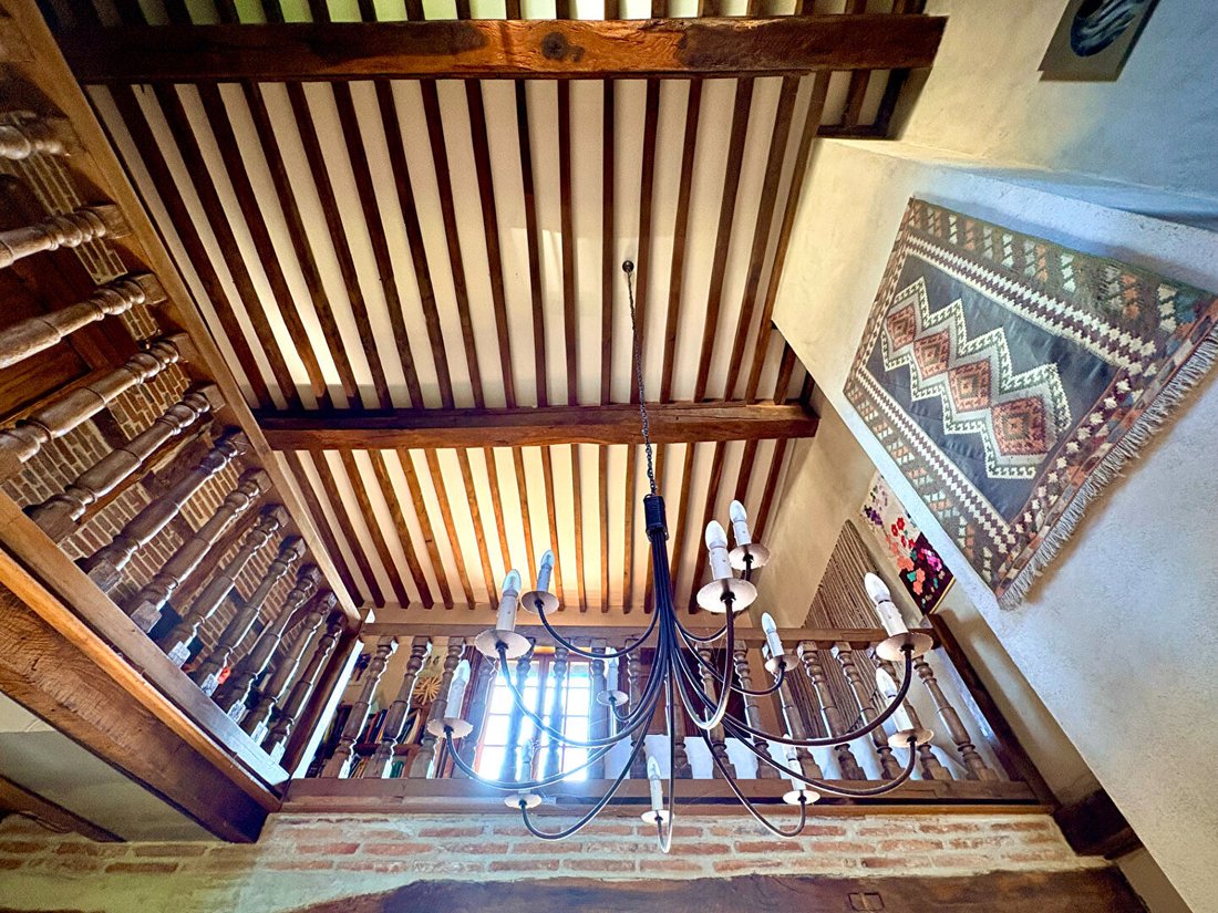 Villa in Saint-Rémy, Auvergne-Rhône-Alpes, France 3 - 18598844