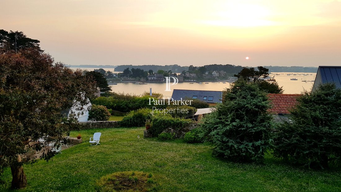Villa in Fruncé, Centre-Val de Loire, France 1 - 18602915