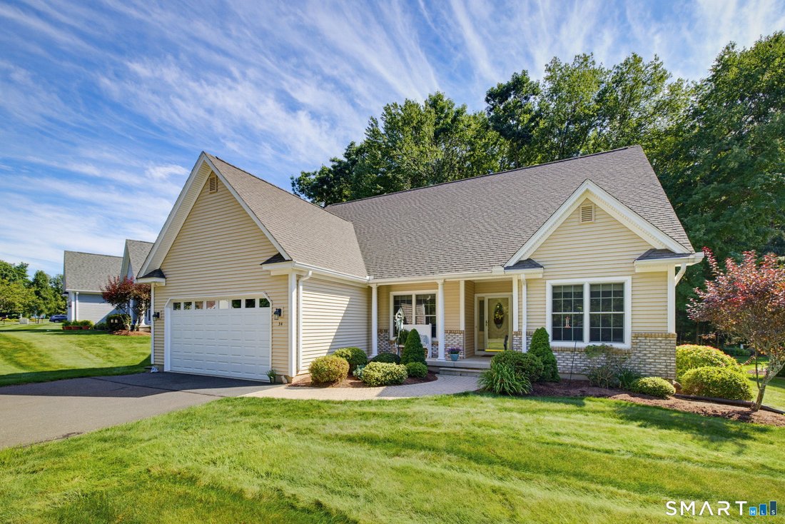 Condo in Somers, Connecticut, United States 2 - 18602289