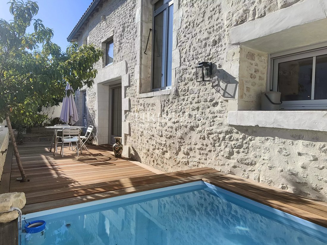 House in Sud, Nieul-sur-Mer, France 3 - 18598349