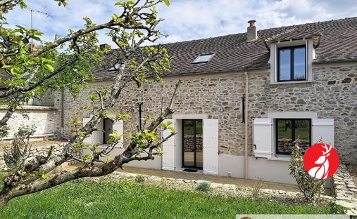 House in Chailly-en-Biere, Ile-de-France, France 1