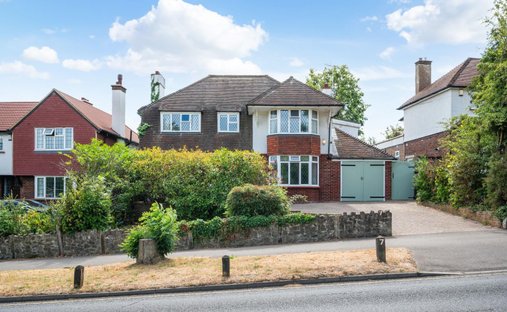 House in Epsom and Ewell, England 1