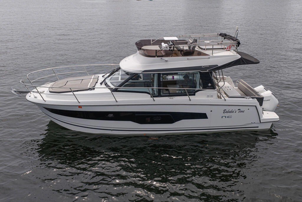 Flybridge in United States 1 - 18589122