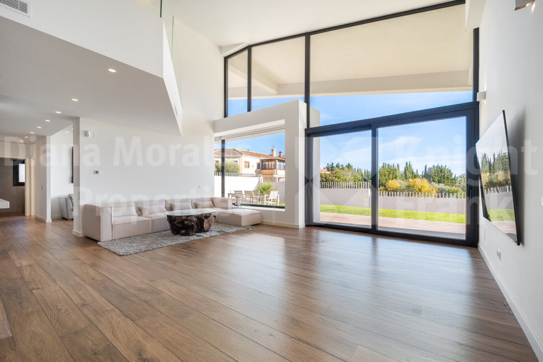 Villa in Bel-Air, Estepona, Andalusia 5 - 18602484