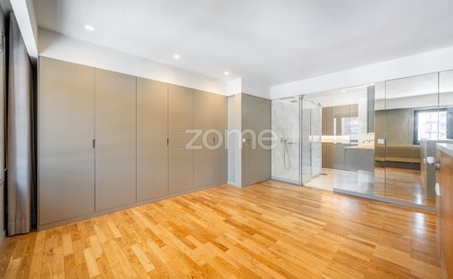Apartment in Mafamude e Vilar do Paraiso, Porto District, Portugal 1