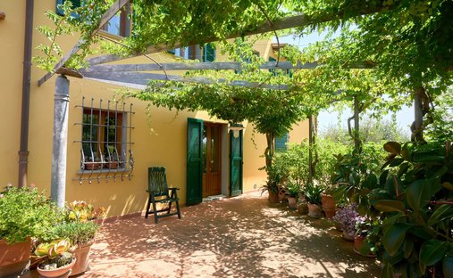 Domaine à Basicò, Sicile, Italie 1