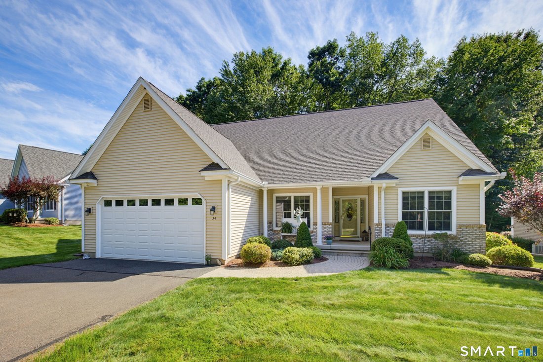 Condo in Somers, Connecticut, United States 1 - 18602289