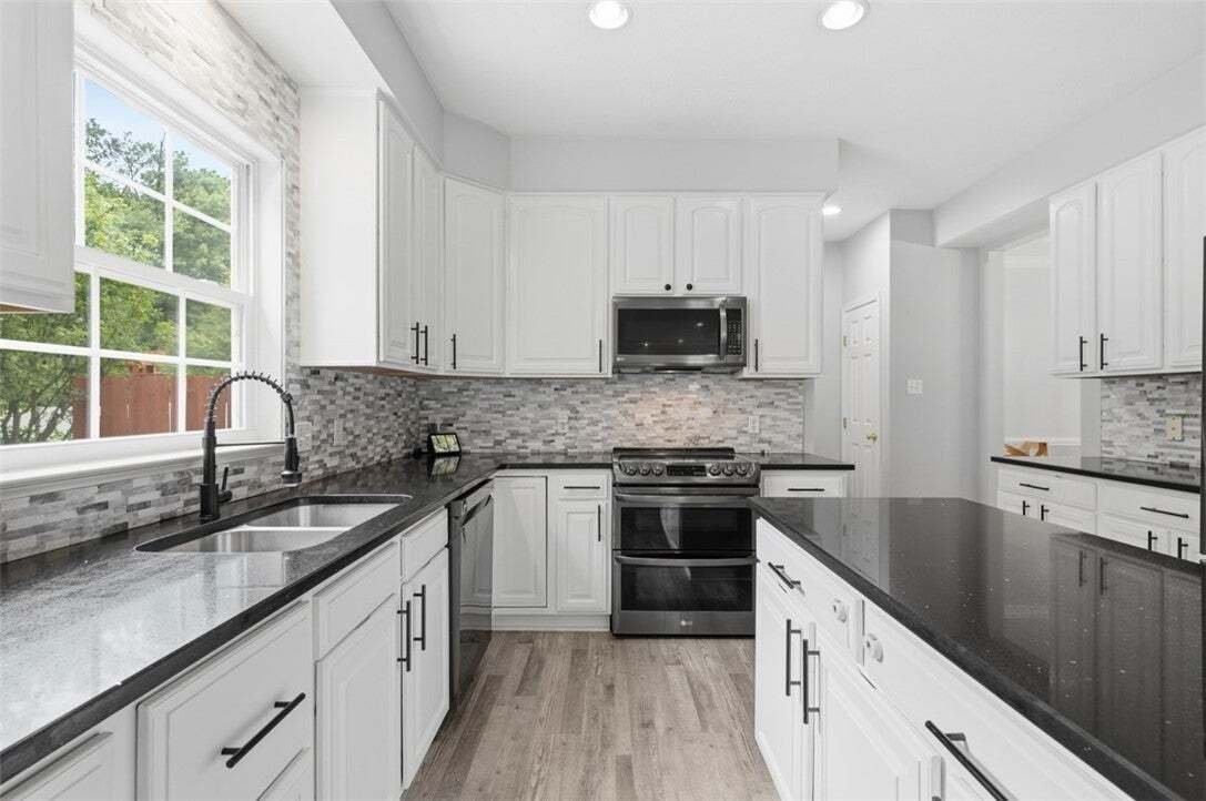 House in Gibsonia, Pennsylvania, United States 4 - 18599654