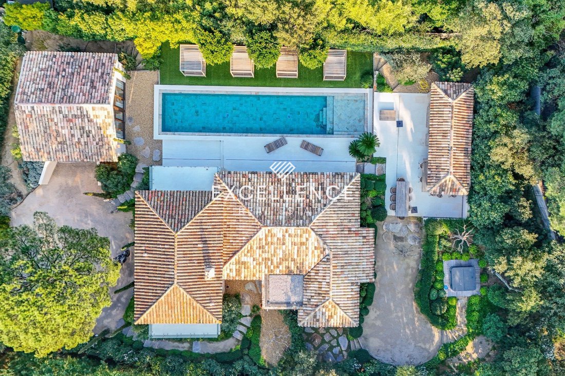 Villa in Ramatuelle, Provence-Alpes-Côte d'Azur, France 1 - 18603944