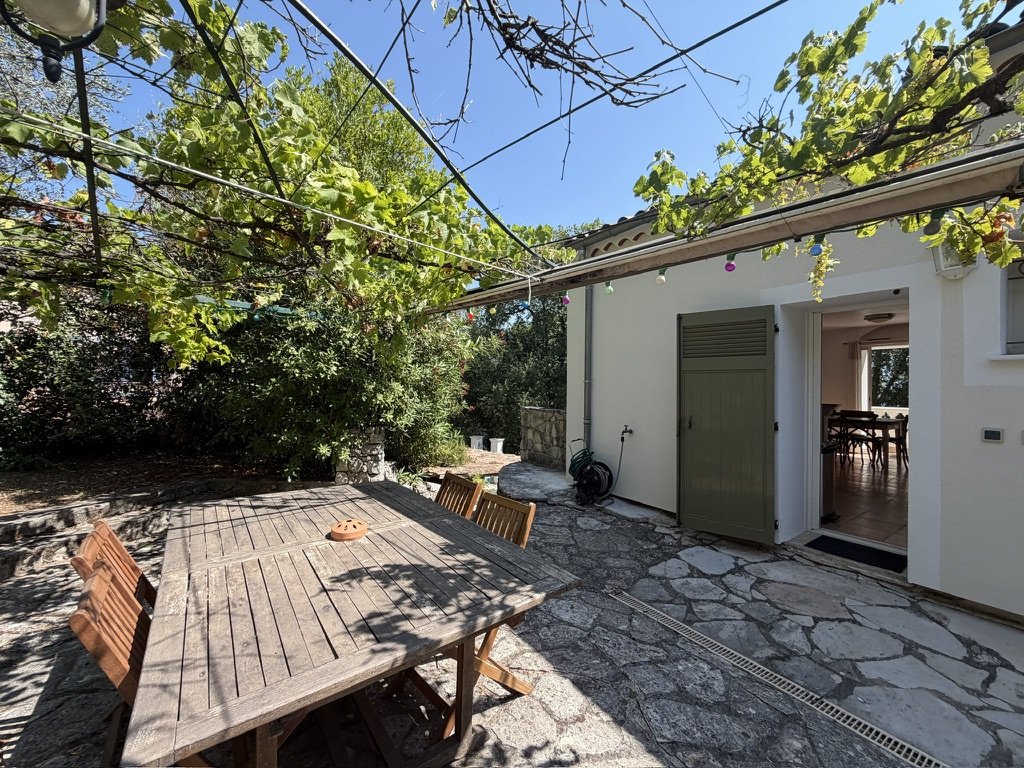 Villa in Gattières, Provence-Alpes-Côte d'Azur, France 4 - 18602457