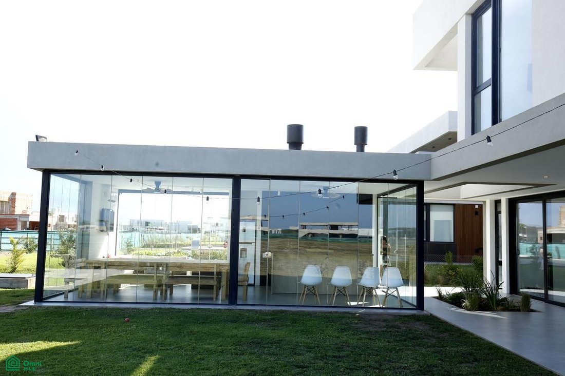 House in Hudson, Buenos Aires, Buenos Aires Province, Argentina 4 - 17231938