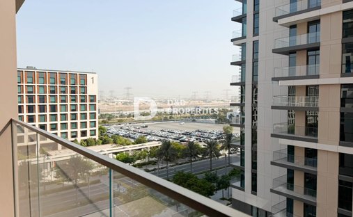 Apartment in Sharjah, Sharjah Emirate, United Arab Emirates 1