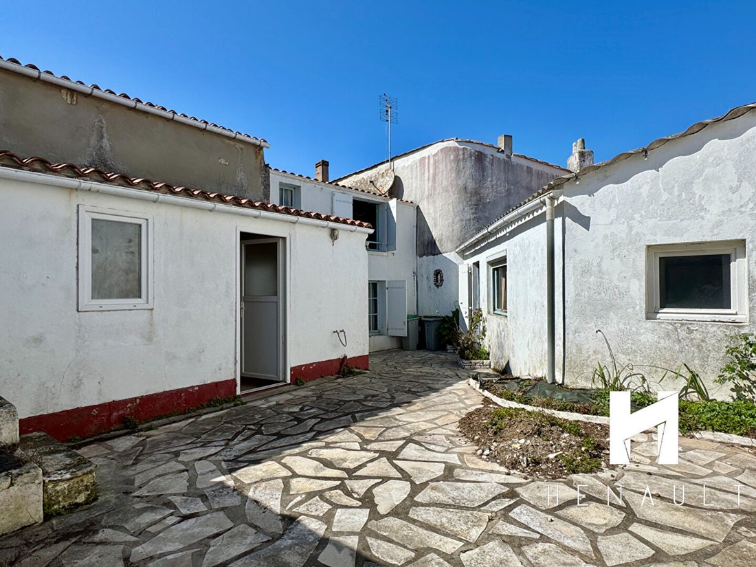 House in Ars-en-Ré, Nouvelle-Aquitaine, France 1 - 18598253