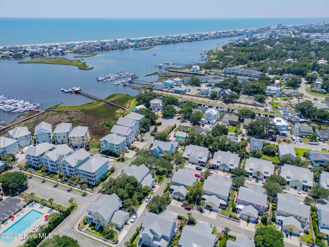 Townhouse in Carolina Beach, North Carolina, United States 3 - 18601607