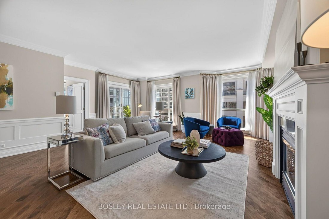 Condo in Toronto, Ontario, Canada 2 - 18603531