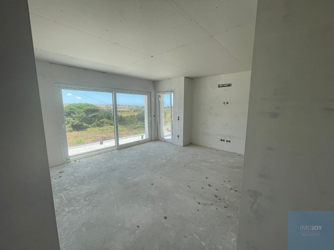 House in Atouguia da Baleia, Leiria District, Portugal 4 - 16260498