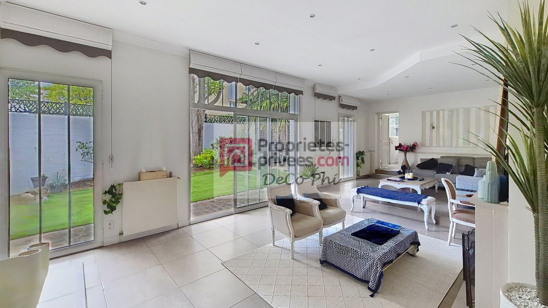 Villa in Plateau Ouest, Suresnes, France 1 - 18504219