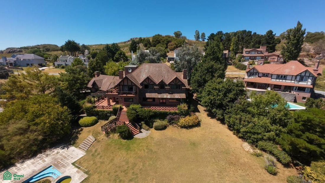 House in Tandil, Buenos Aires Province, Argentina 3 - 17233121