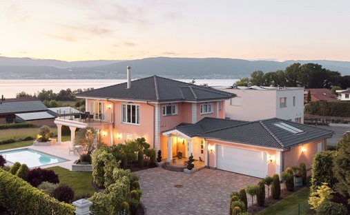 Villa in Vully-les-Lacs, Vaud, Switzerland 1