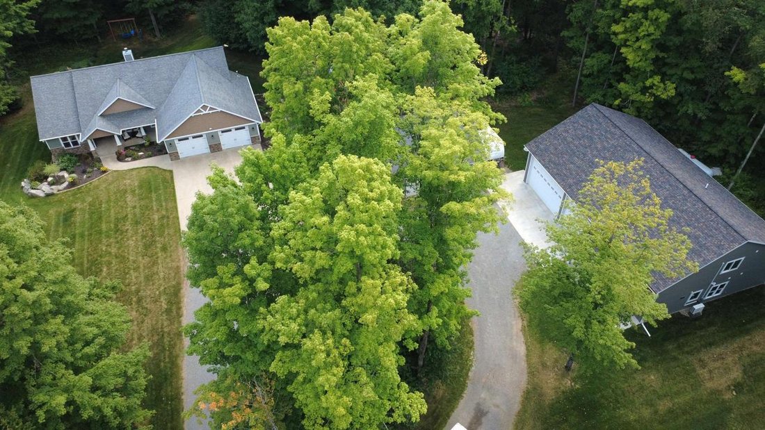House in Ringle, Wisconsin, United States 1 - 18600045