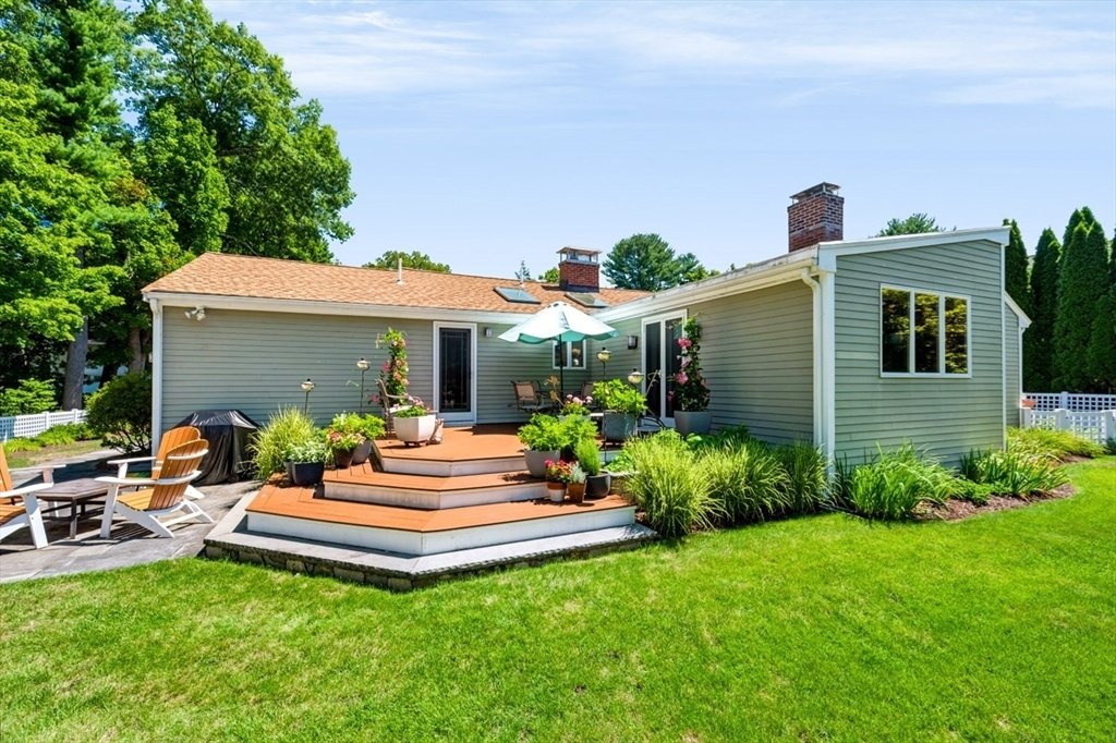 House in Wellesley, Massachusetts, United States 2 - 18603494