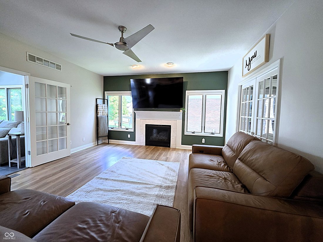 House in Greenwood, Indiana, United States 5 - 18600938