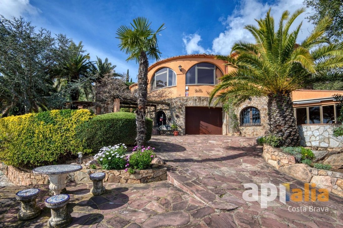Chalet in Calonge i Sant Antoni, Catalonia, Spain 3 - 18597001