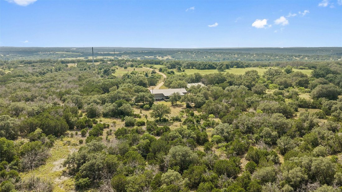 House in Johnson City, Texas, United States 5 - 18601348