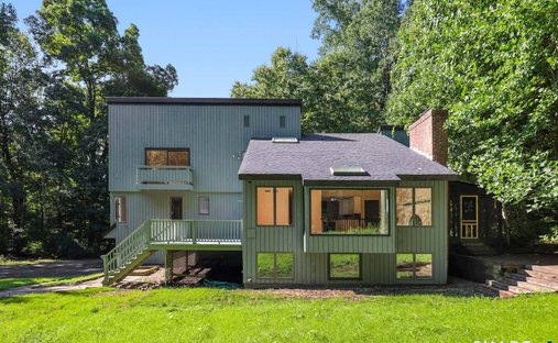 House in Simsbury, Connecticut, United States 1