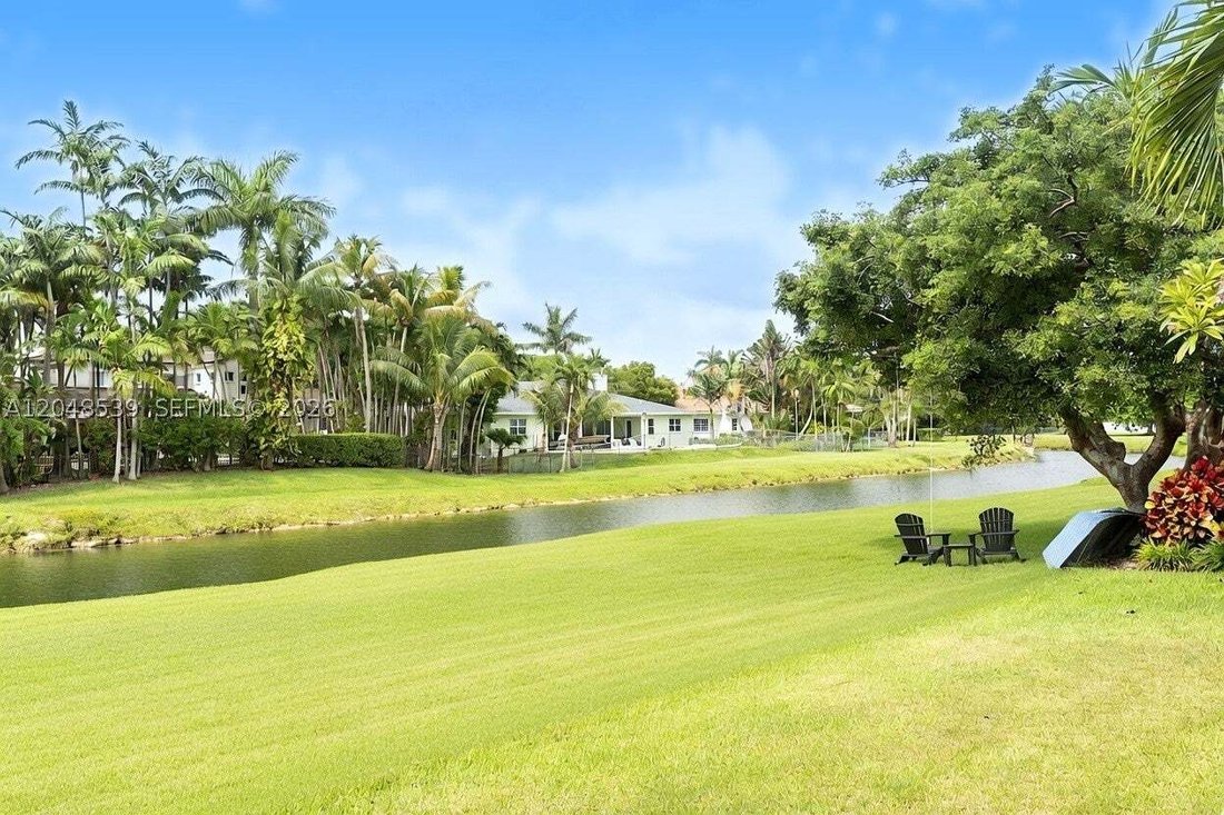 House in Cutler Bay, Florida, United States 3 - 18601002