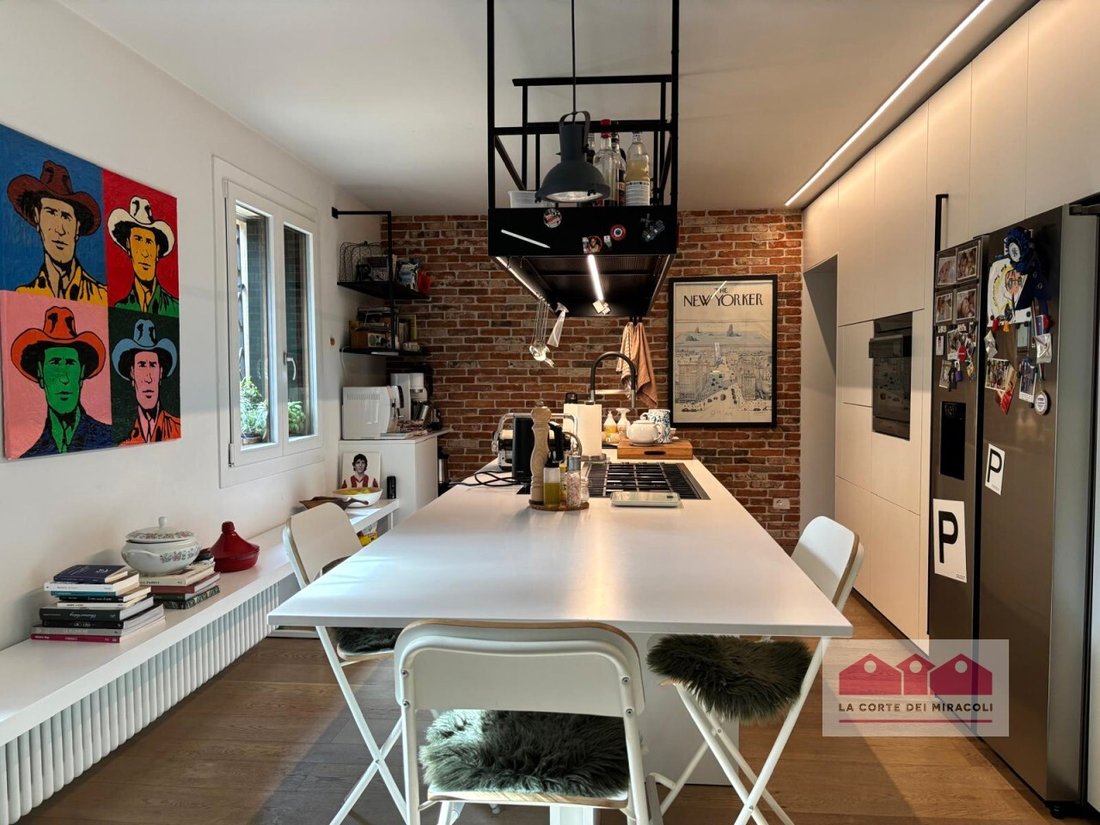 Apartment in Center, Vicenza, Veneto 1 - 18602885