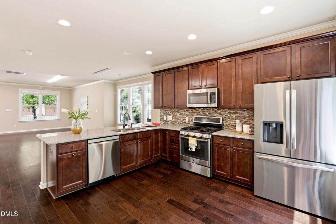 Townhouse in Chapel Hill, North Carolina, United States 2 - 18596866
