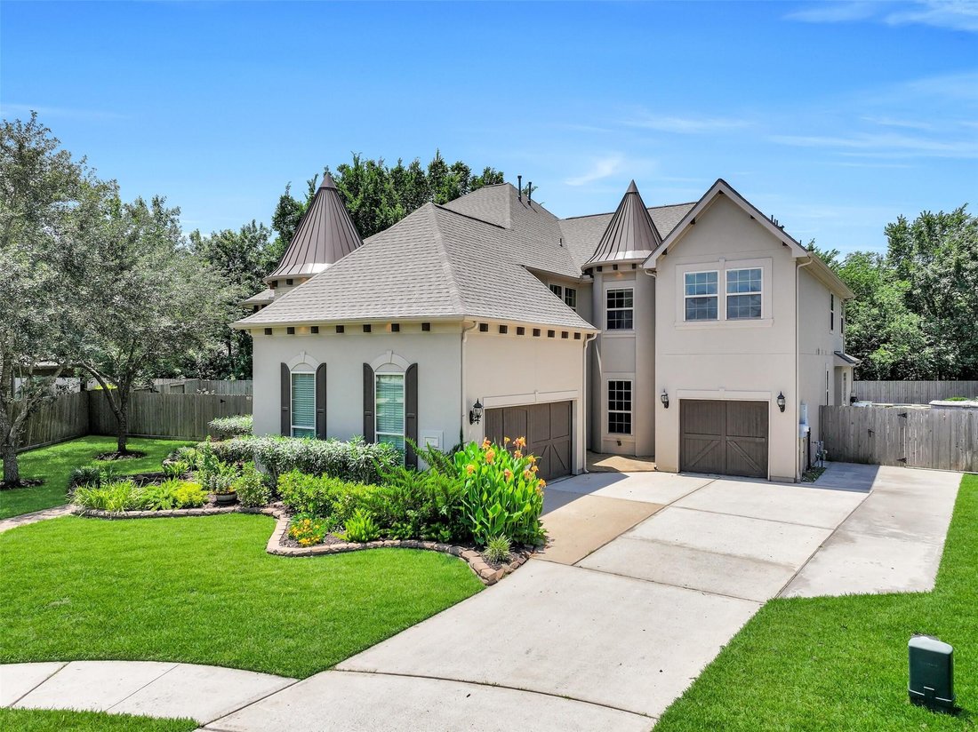 House in Friendswood, Texas, United States 3 - 18597810